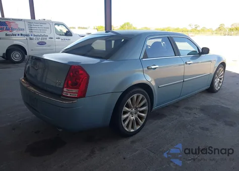 2009 Chrysler 300C Hemi из США, поврежденный, VIN 2C3LA63T69H594898